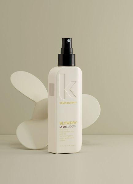 Kevin Murphy Blow Dry Ever Smooth &mdash; термозащитный стайлинг-спрей для гладкости, эластичности и длительной укладки, 150 мл