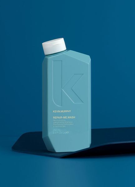 Kevin Murphy Repair Me Wash &mdash; восстанавливающий шампунь для укрепления и реконструкции повреждённых волос, 1000 мл