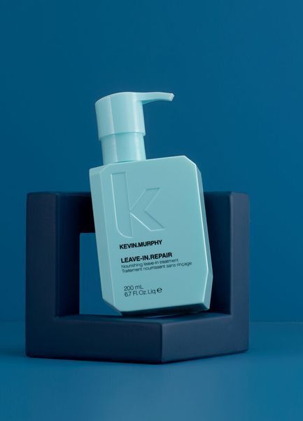 Kevin Murphy Leave In Repair nourishing treatment &mdash; відновлювальний несмивний догляд для пошкодженого волосся, 200 мл